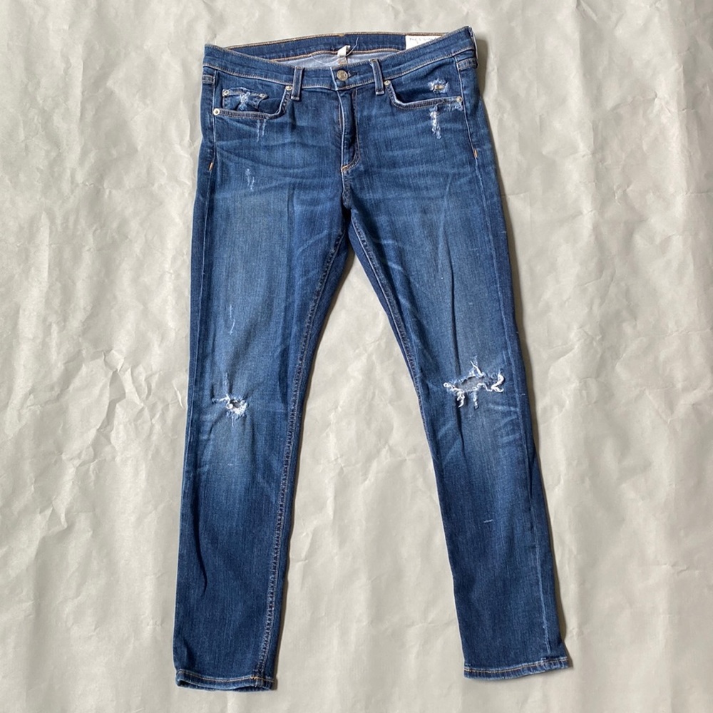 Rag & Bone Destroyed Capri Denim in Collette. Size 30.